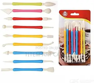 Double-Headed Fondant Cake Carving