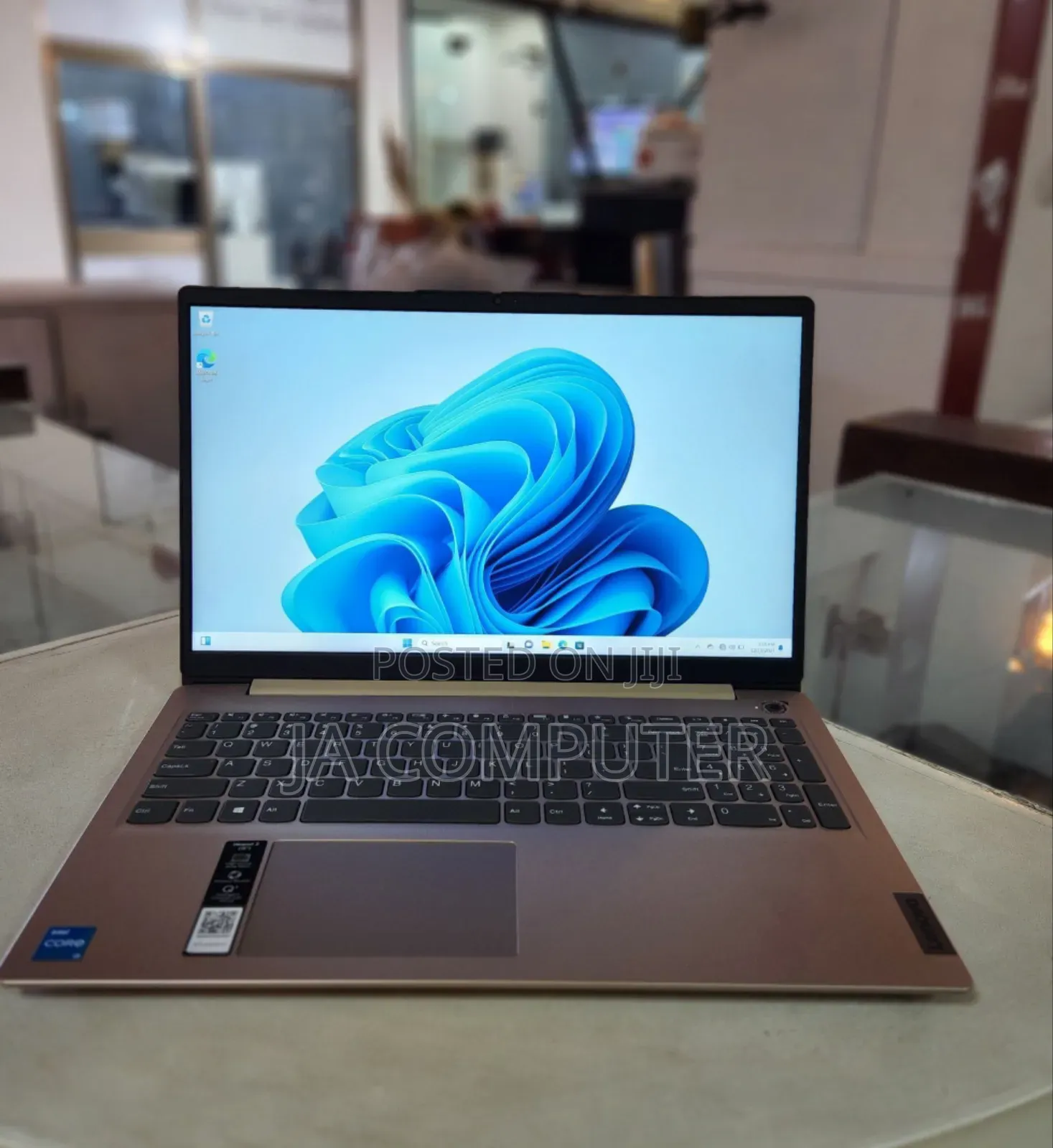 New Laptop Lenovo Ideapad 3 8GB Intel Core I3 SSD 256GB