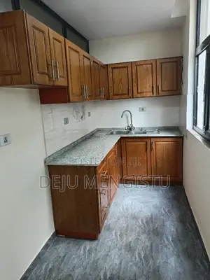 2bdrm House in ሰባ ሁለት, Bole for rent