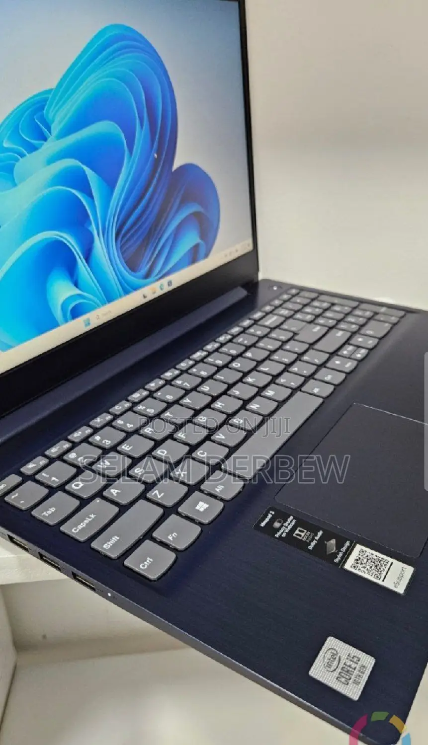 New Laptop Lenovo Ideapad 3 8GB Intel Core I5 HDD 1T