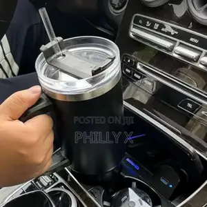 Double Layer Stainless Still Isolated Tumblers With Straw