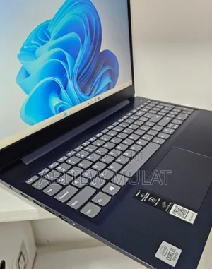 New Laptop Lenovo Ideapad 3 8GB Intel Core I5 SSD 1T