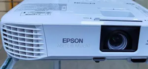 New Epson Projector EB-X39 Brand: Epson Colour