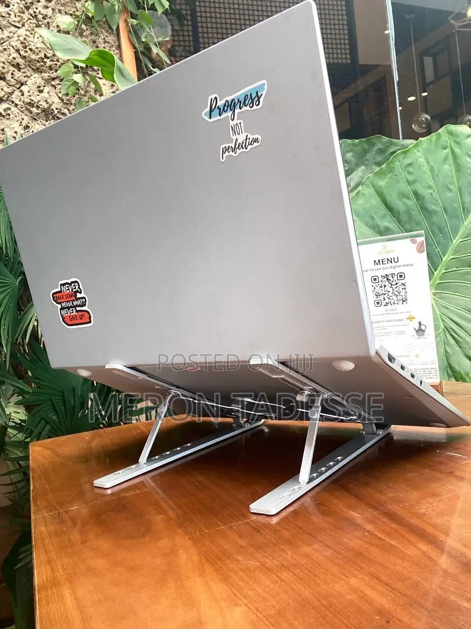 ላፕቶፕ ማስቀመጫ Adjustable Laptop Stand for Comfortable Work
