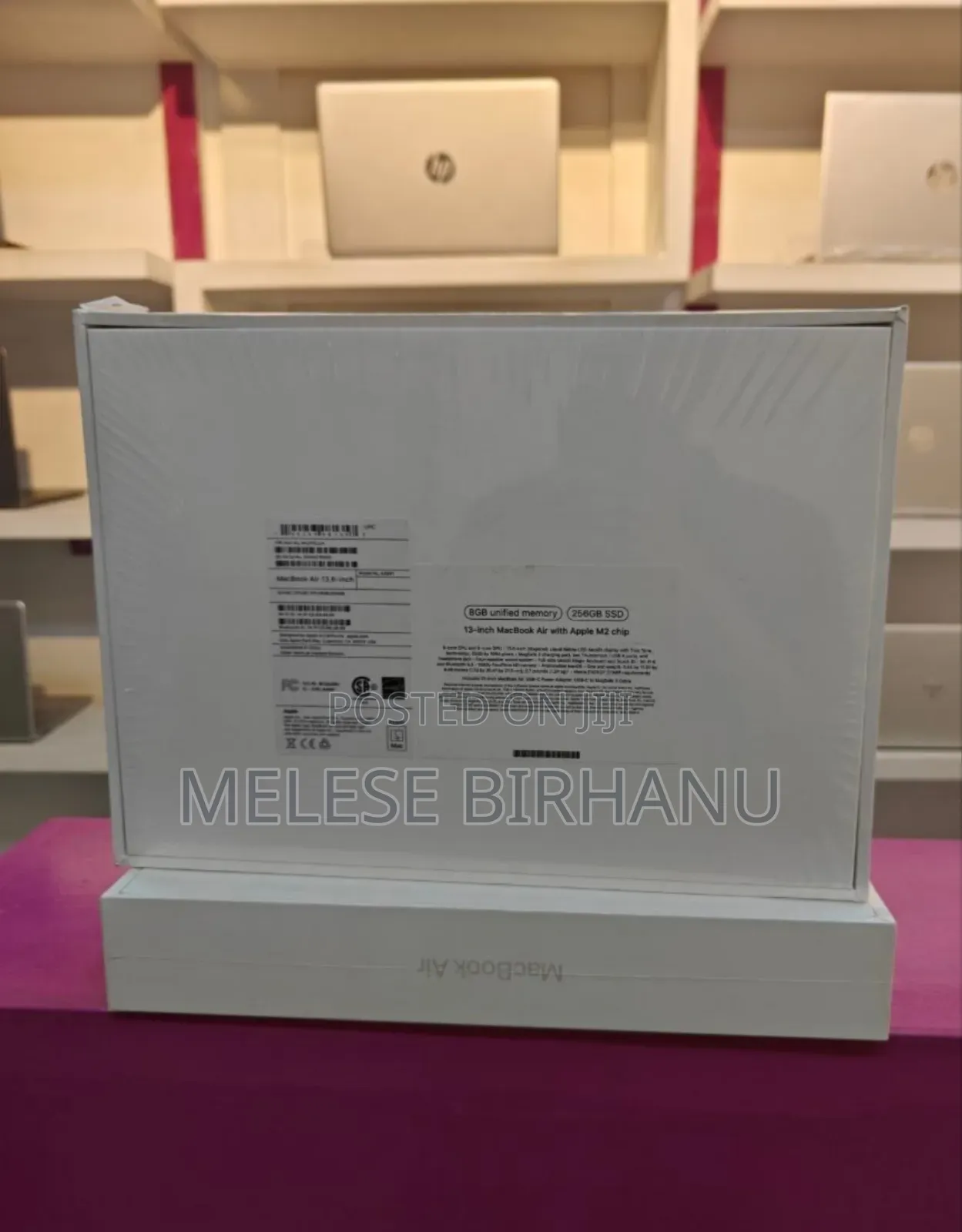 New Laptop Apple MacBook Air 2022 M2 8GB Apple M2 SSD 256GB