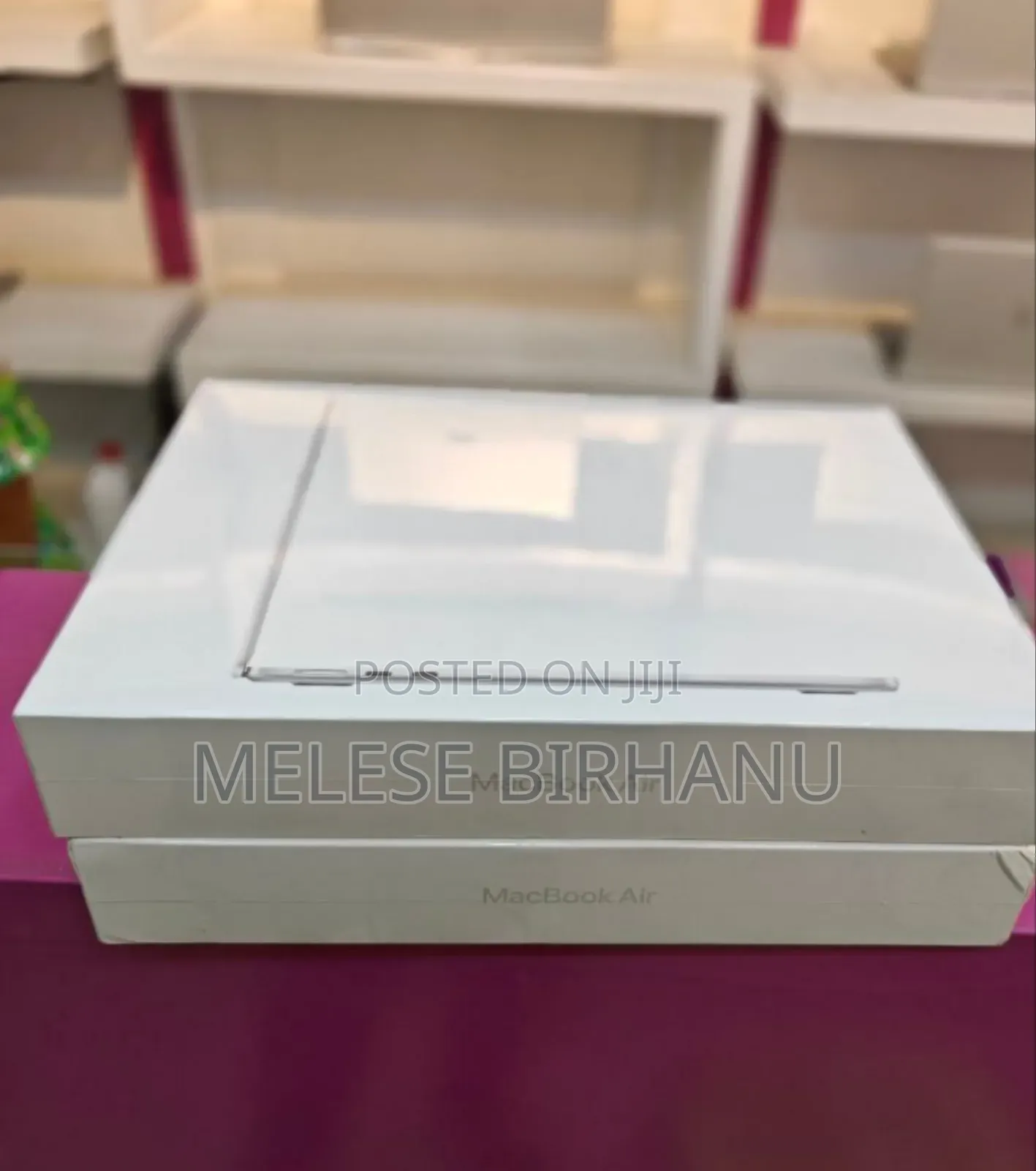 New Laptop Apple MacBook Air 2022 M2 8GB Apple M2 SSD 256GB