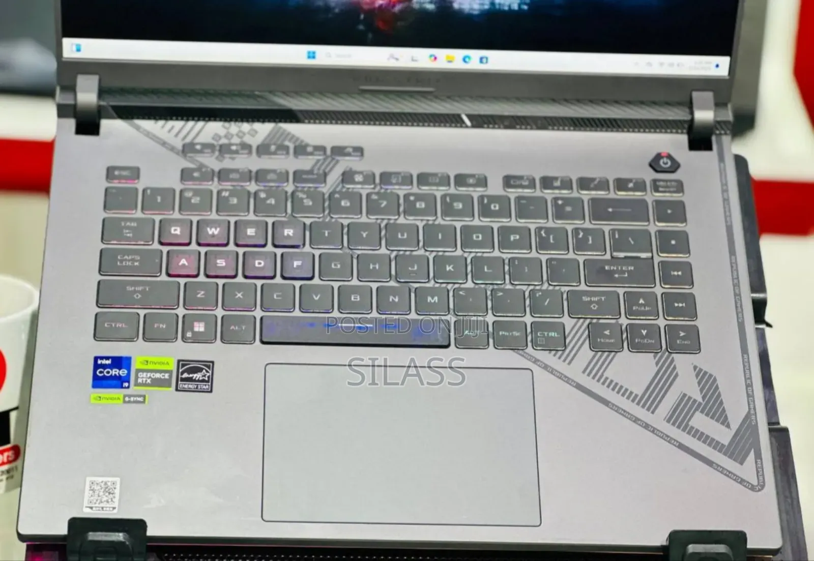 New Laptop Asus ROG Strix G15 16GB Intel Core I9 SSD 1T