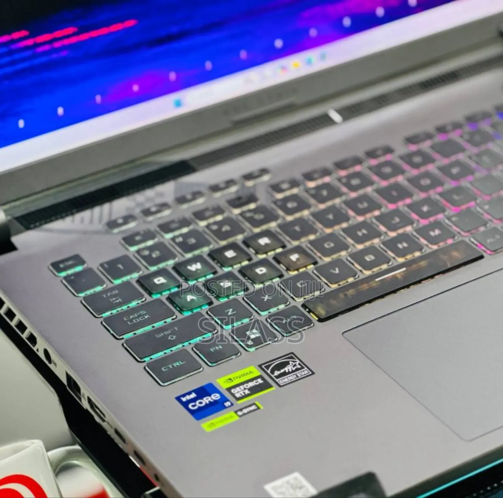 New Laptop Asus ROG Strix G15 16GB Intel Core I9 SSD 1T