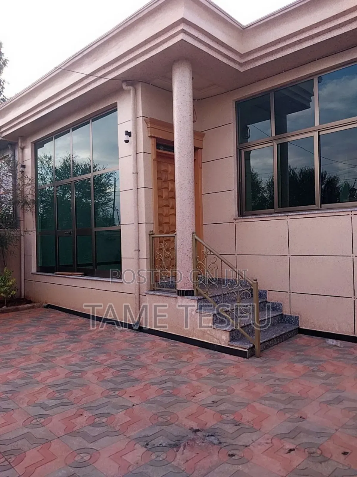 Furnished 3bdrm Villa in Wosene, Yeka for sale