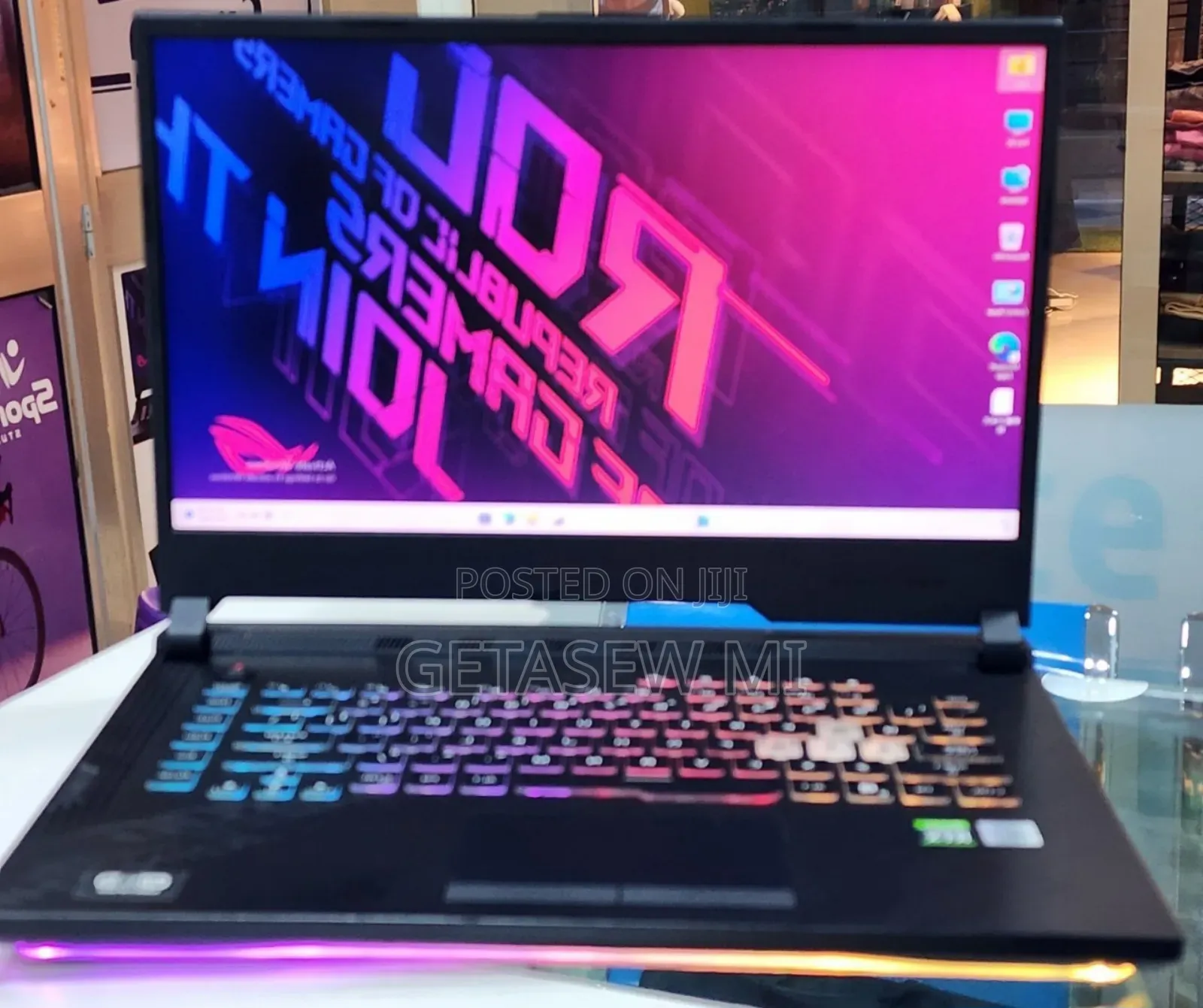 New Laptop Asus ROG Strix G15 16GB Intel Core I7 SSD 512GB