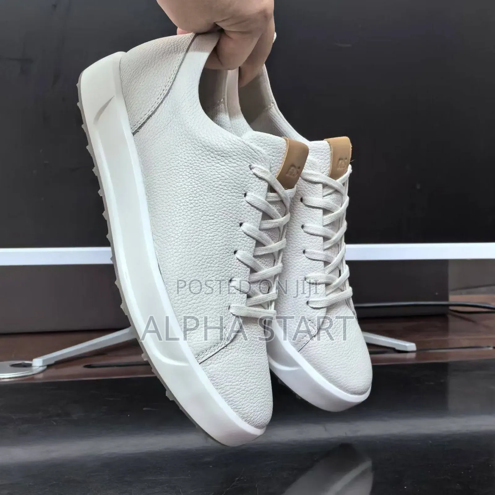 ECCO Lather High Quality Shoes for You