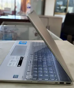 New Laptop HP Envy X360 12GB Intel Core I7 SSD 512GB