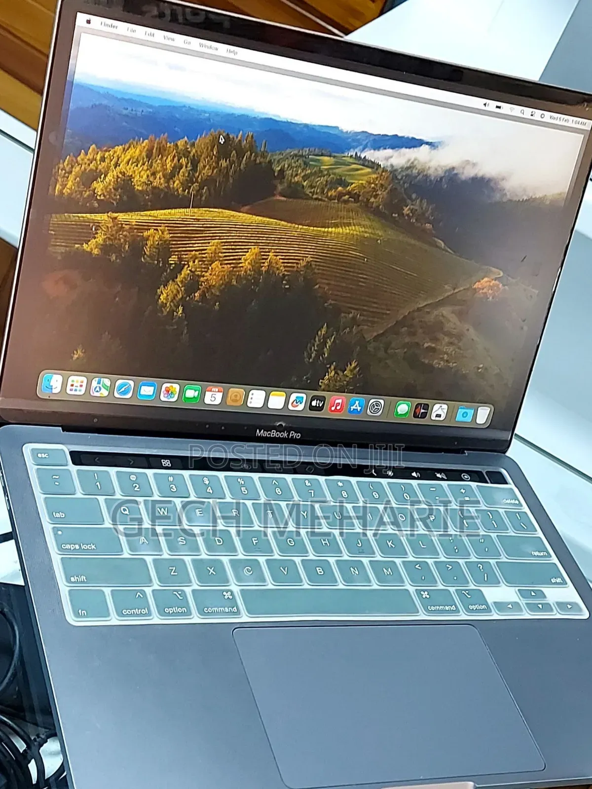 New Laptop Apple MacBook Air 2020 M1 8GB Apple M1 SSD 256GB