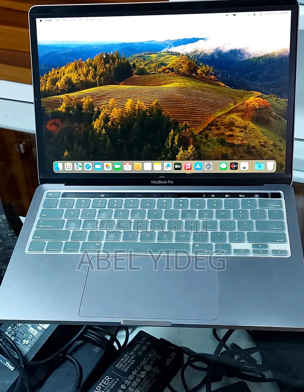 New Laptop Apple MacBook Pro 2020 M1 8GB SSD 256GB