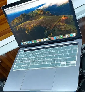 New Laptop Apple MacBook Pro M1 8GB Apple M1 Pro SSD 256GB
