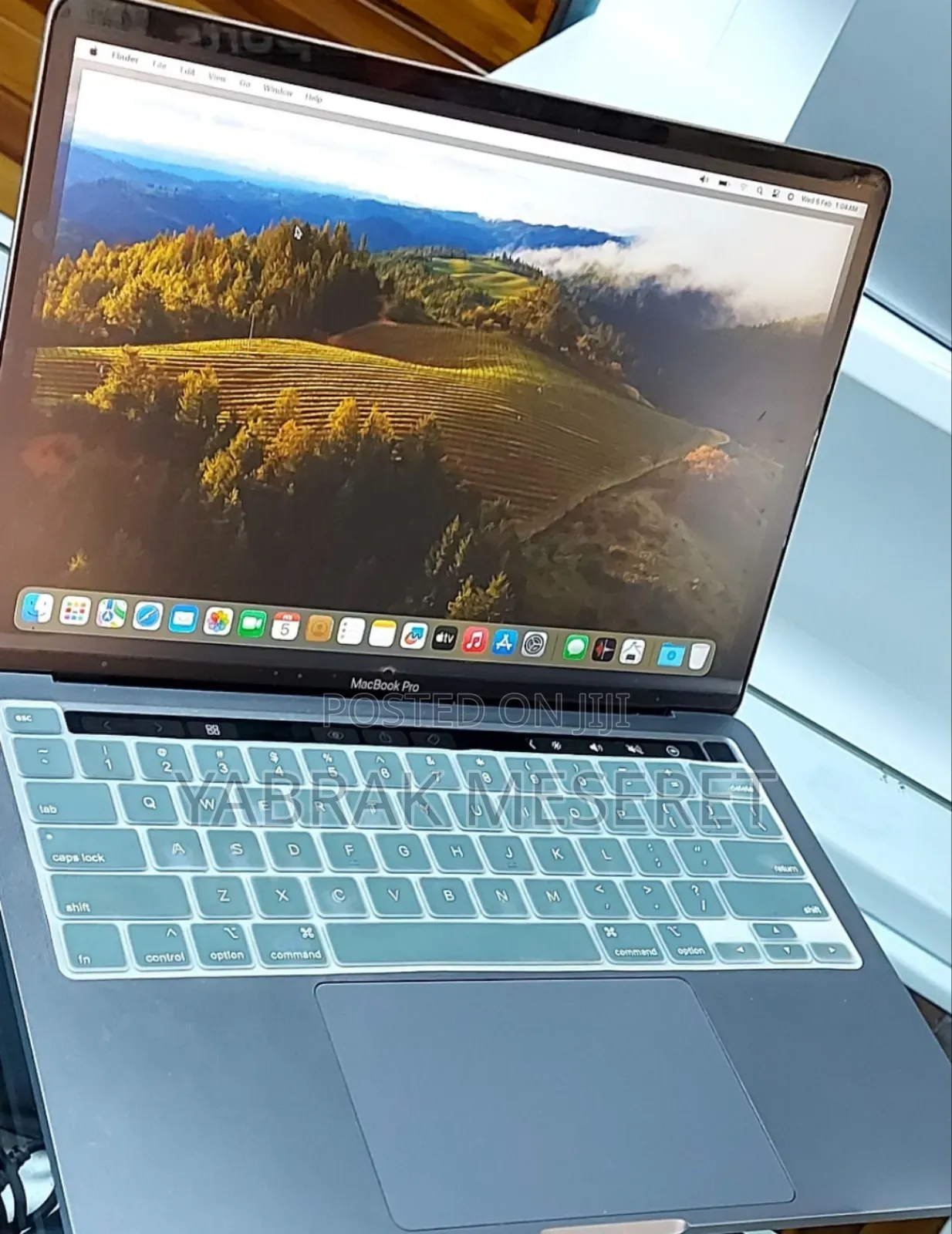 New Laptop Apple MacBook Pro M1 8GB Apple M1 Pro SSD 256GB