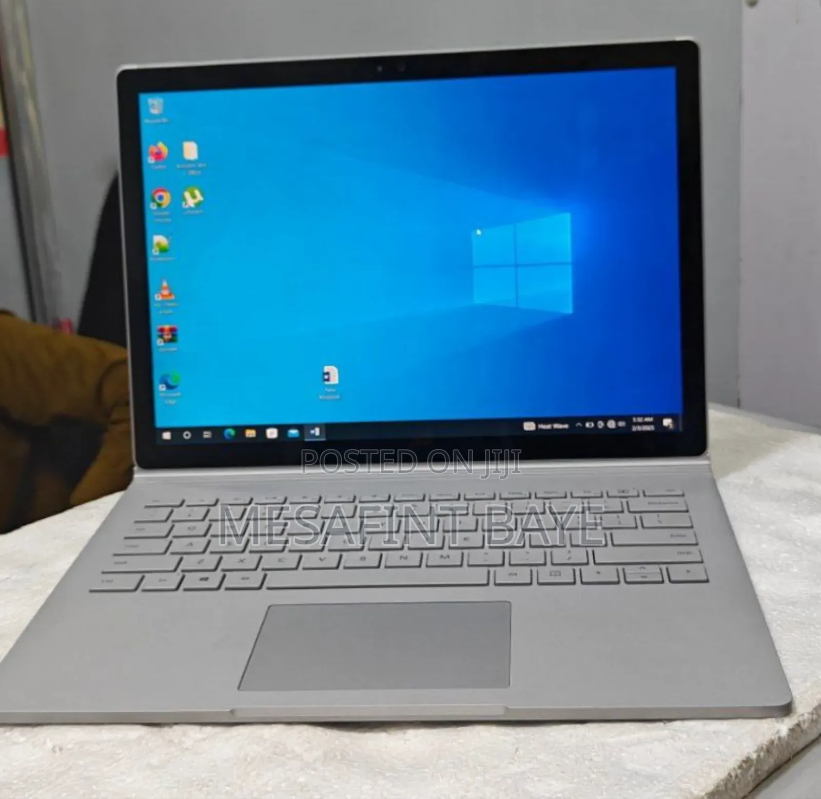 New Laptop Microsoft Surface 8GB Intel Core I5 SSD 128GB