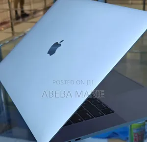 New Laptop Apple MacBook Pro 2019 16GB Intel Core I9 SSD 512GB