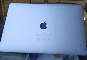 New Laptop Apple MacBook Pro 2019 16GB Intel Core I9 SSD 512GB