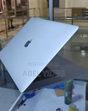 New Laptop Apple MacBook Pro 2019 16GB Intel Core I9 SSD 512GB