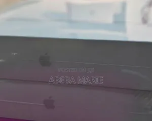 New Laptop Apple MacBook Air 2022 M2 16GB Apple M2 SSD 256GB