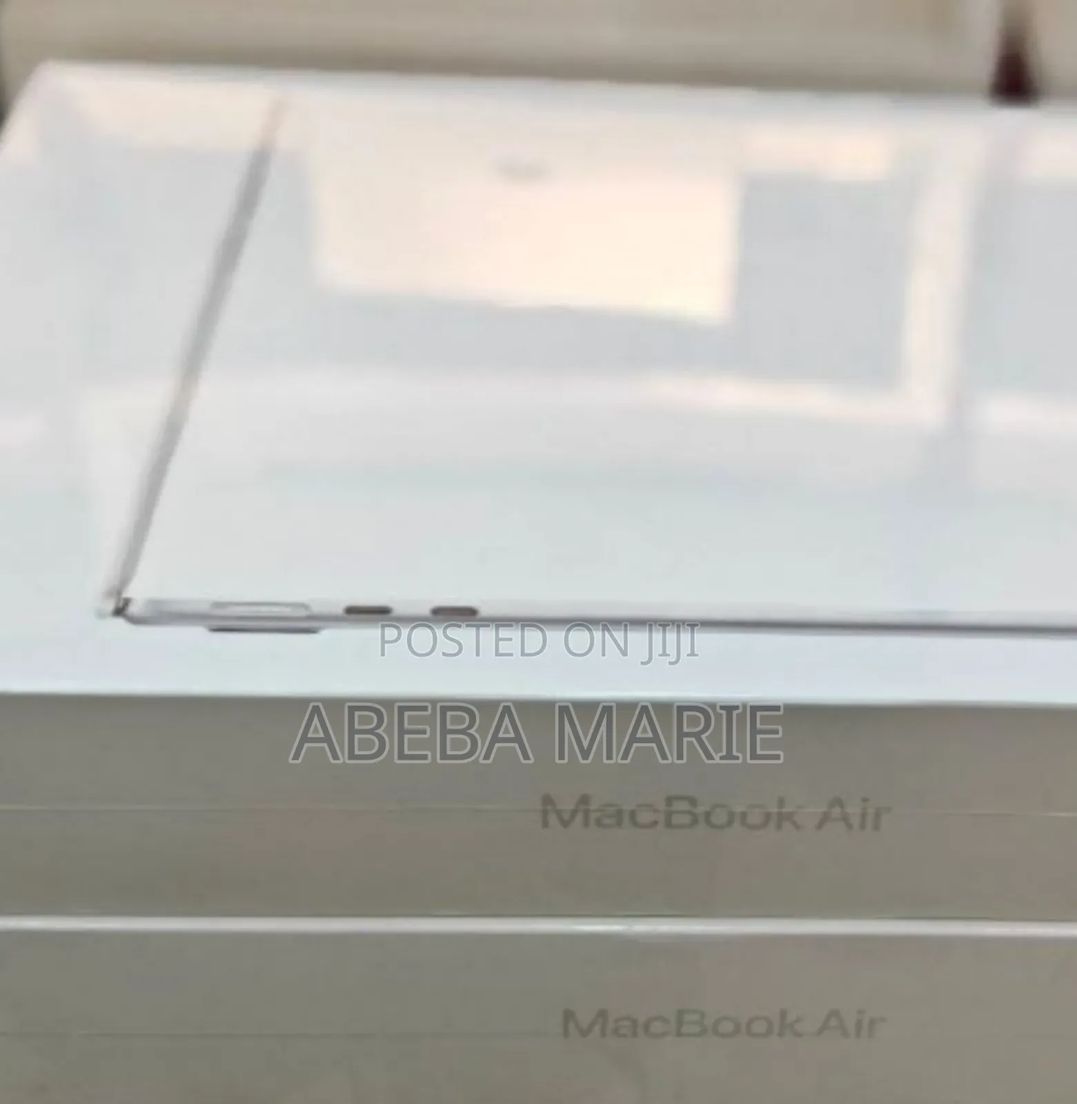 New Laptop Apple MacBook Air 2022 M2 16GB Apple M2 SSD 256GB