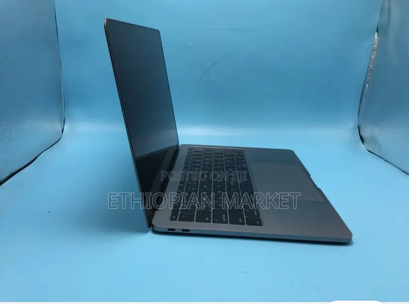 Laptop Apple MacBook Pro M1 8GB Apple M1 SSD 256GB