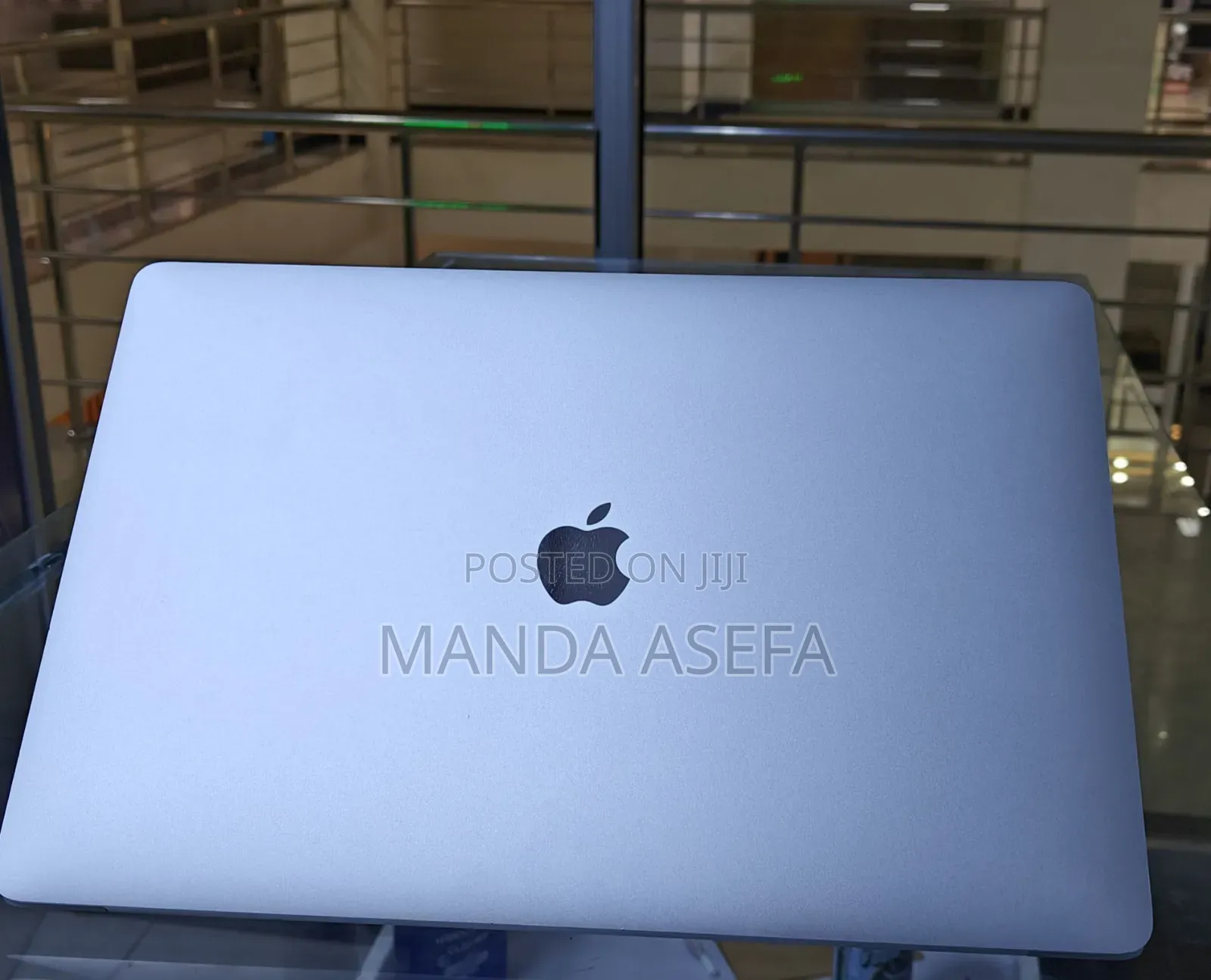 New Laptop Apple MacBook Pro 2019 16GB Intel Core I9 SSD 512GB