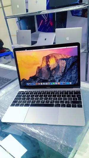 New Laptop Apple MacBook Air 2015 8GB Intel Core M SSD 512GB