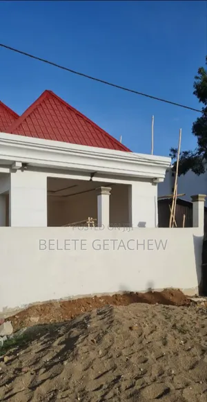 3bdrm Villa in Ayat, Modern Villa, Bole for sale