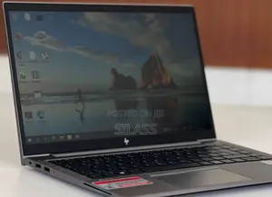 New Laptop HP ZBook Firefly 14 G7 16GB Intel Core I5 SSD 512GB
