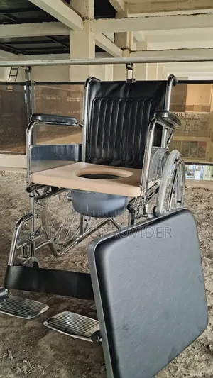 Toilet Wheelchair Folding And Flexible For Eldelry