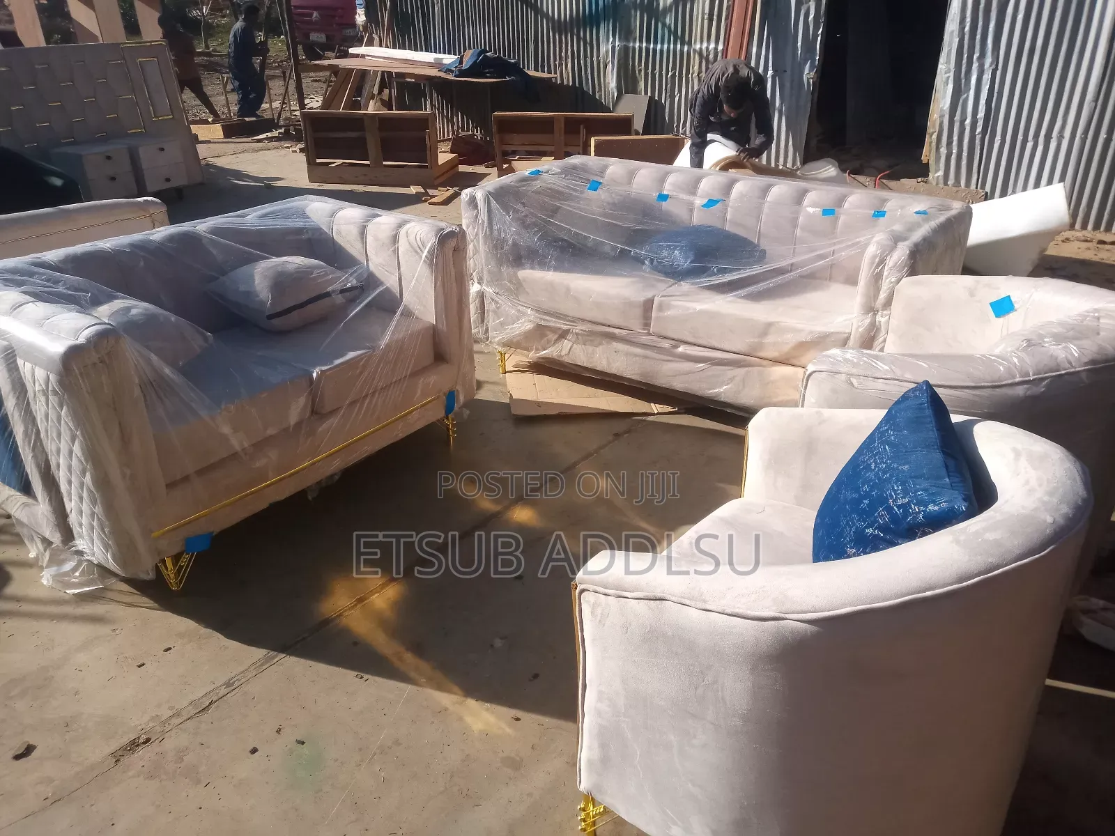King Sofa ጥራት እና ውበት ያላቸው