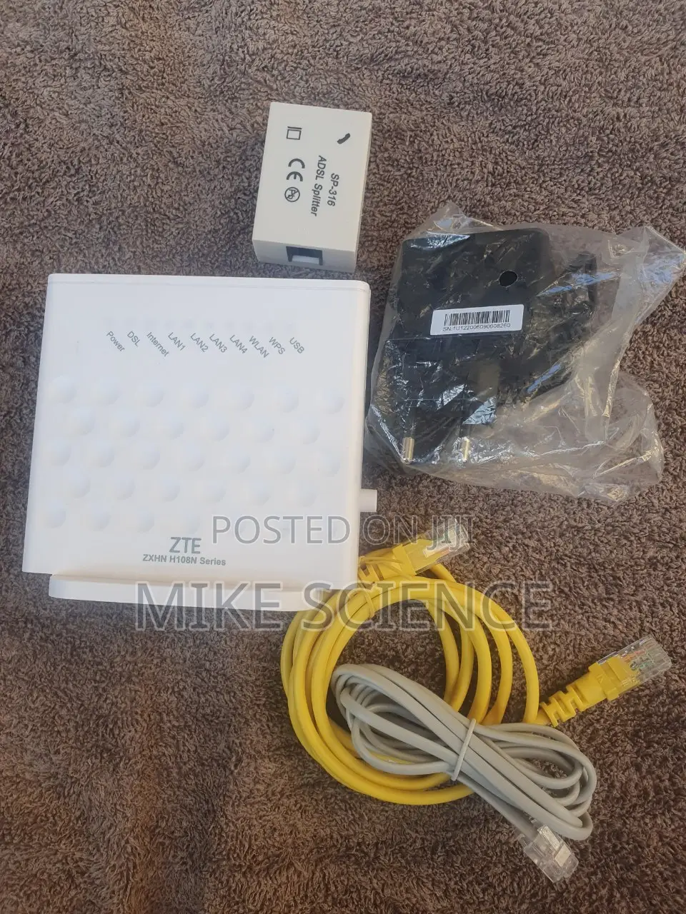 Zte ZXHN-H108n Wireless N300 Adsl2+ Router Modem Copper