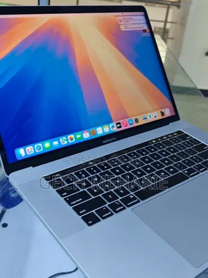New Laptop Apple MacBook Pro 2019 16GB Intel Core I9 SSD 512GB