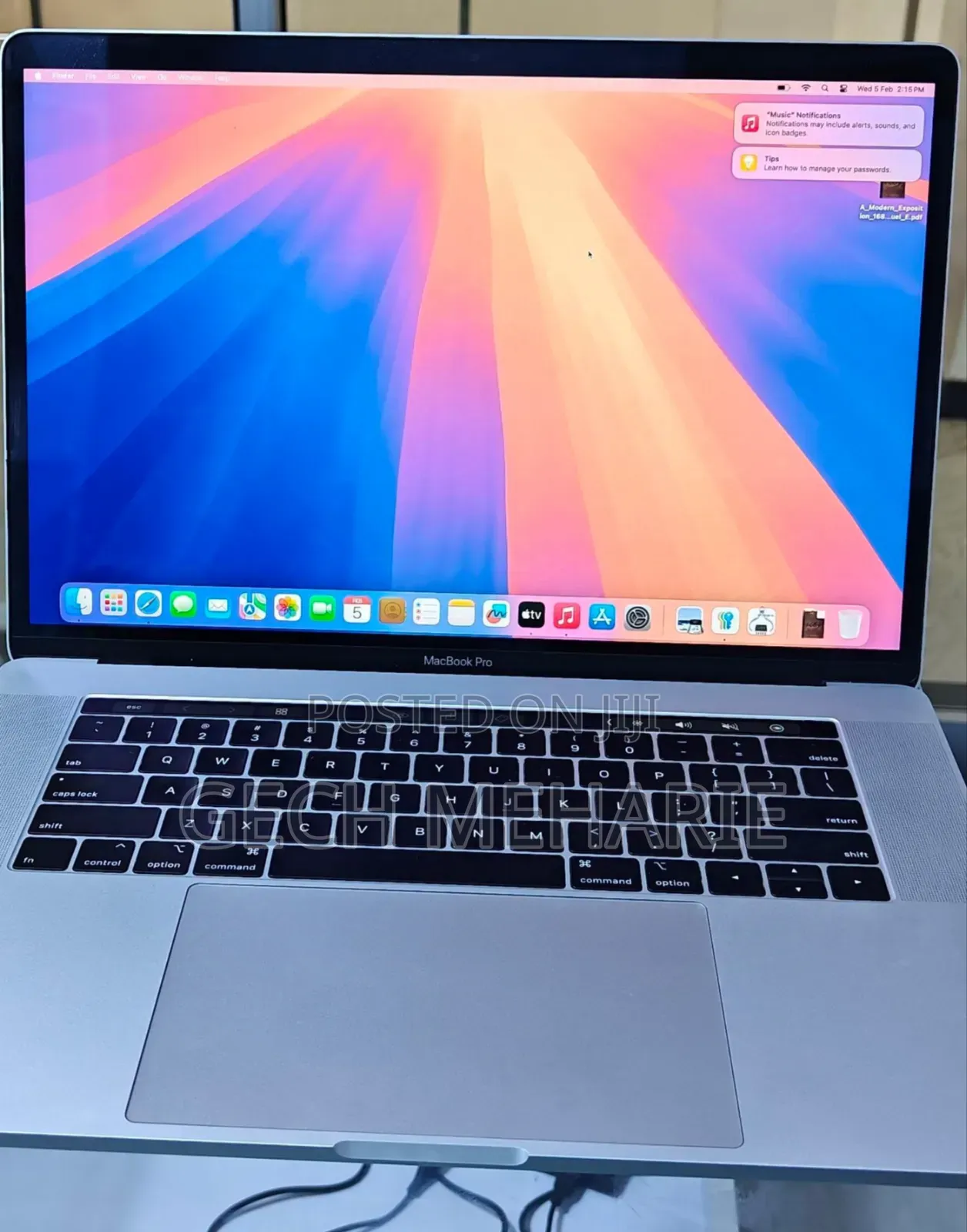 New Laptop Apple MacBook Pro 2019 16GB Intel Core I9 SSD 512GB