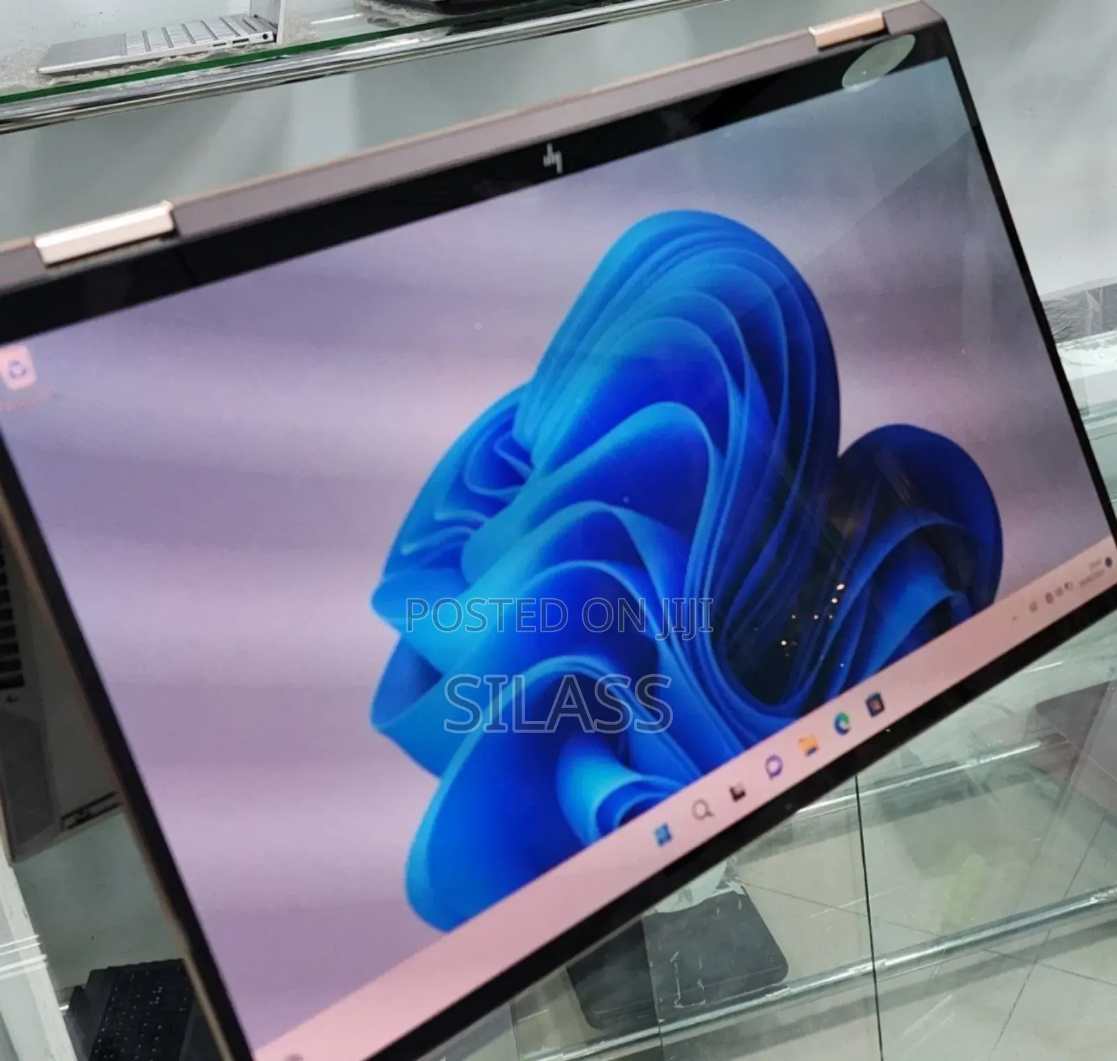 New Laptop HP Spectre X360 16GB Intel Core I7 SSD 512GB