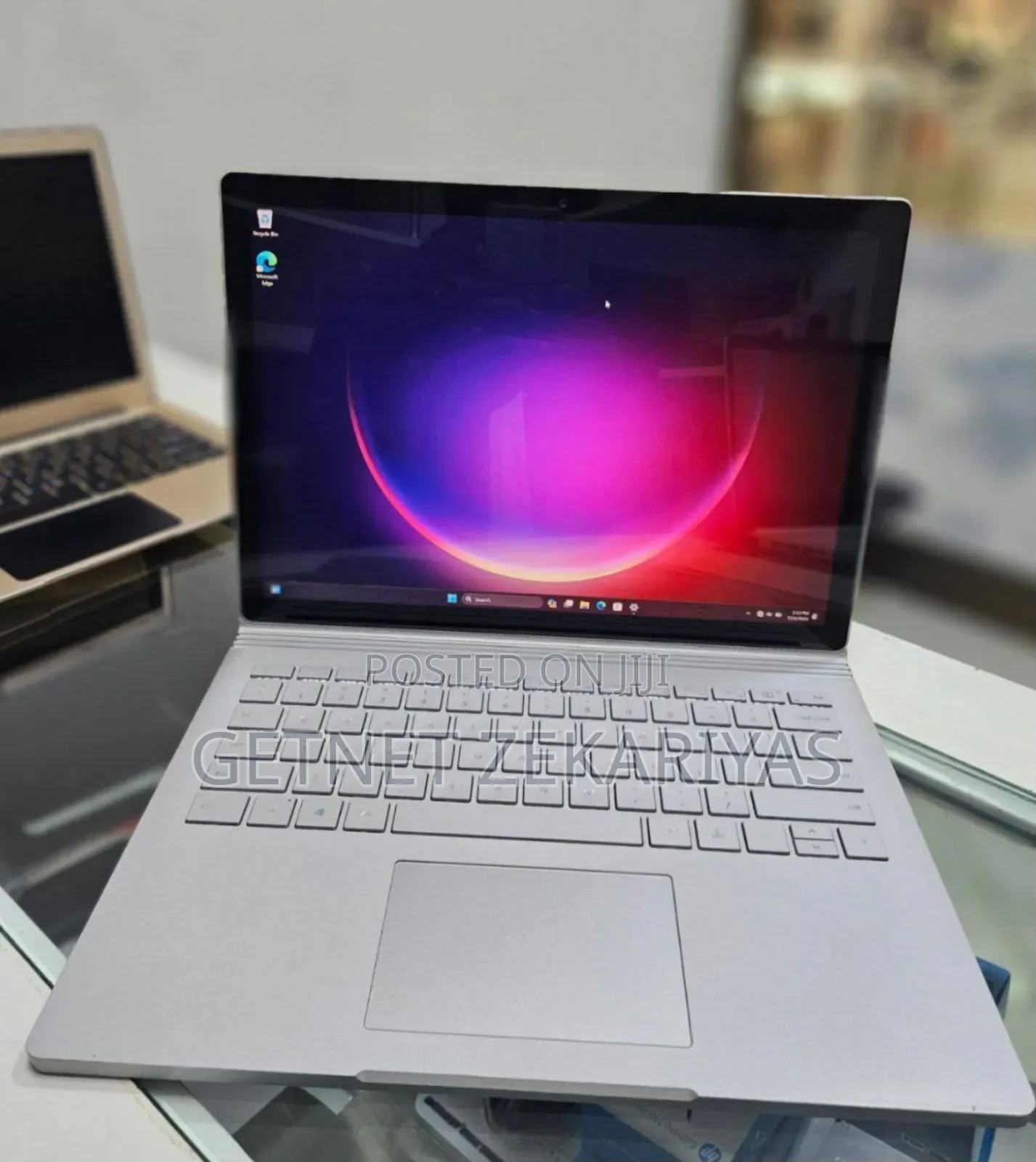 New Laptop Microsoft Surface Book 3 16GB Intel Core I7 SSD 256GB