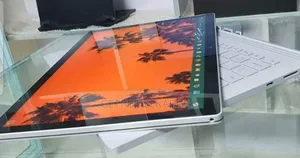 New Laptop Microsoft Surface Book 3 16GB Intel Core I7 SSD 256GB