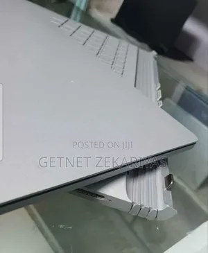 New Laptop Microsoft Surface Book 3 16GB Intel Core I7 SSD 256GB