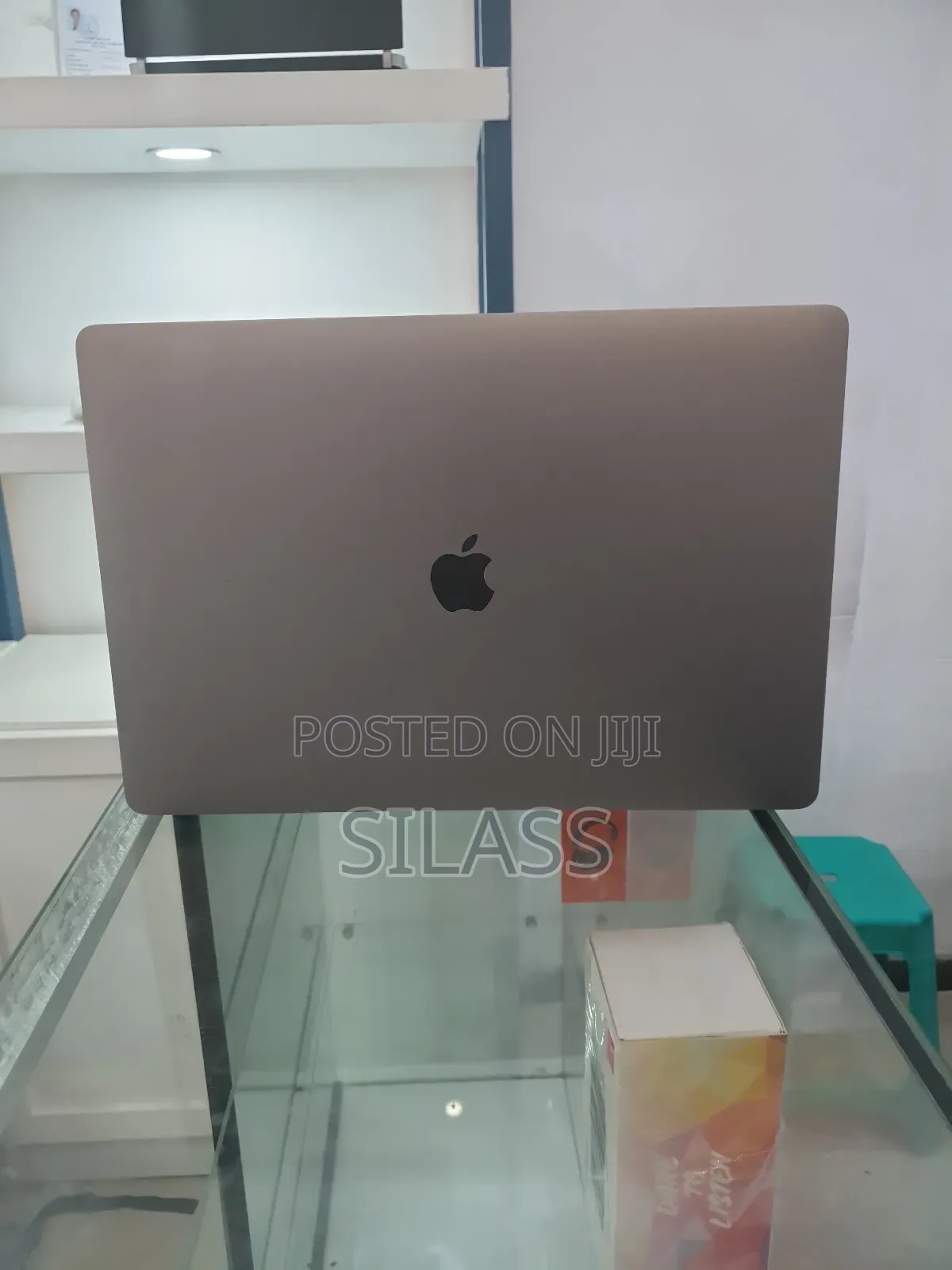 New Laptop Apple MacBook Air 2019 16GB Intel Core I5 SSD 512GB