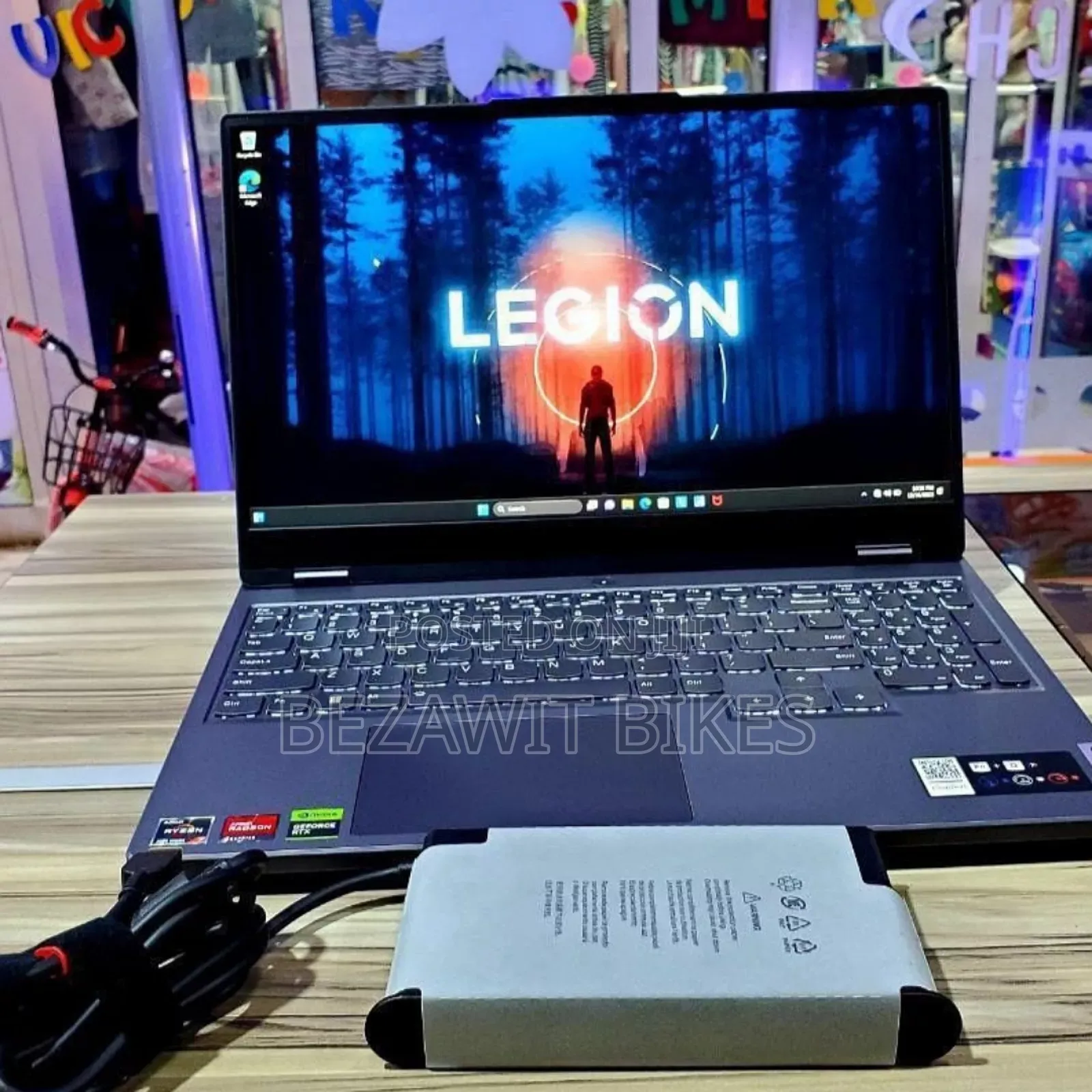 New Laptop Lenovo Legion 5 16GB AMD Ryzen 7 SSD 1T