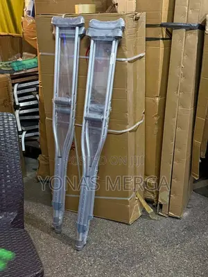 Photo - Axillary Crutches HQ325L-L crutches healthcare and Medical