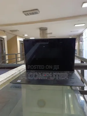 Photo - New Laptop Lenovo Thinkpad X1 Yoga 16GB Intel Core I7 SSD 512GB