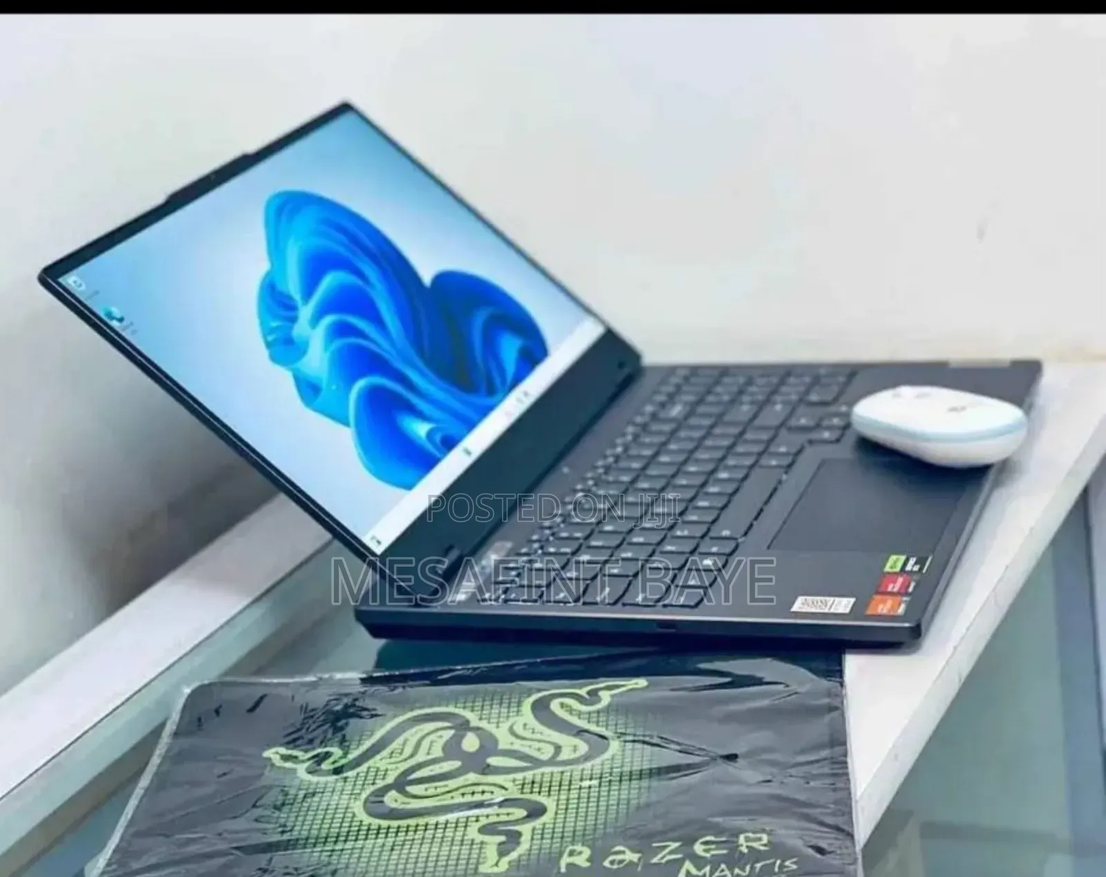 New Laptop Lenovo Legion 7 16GB AMD Ryzen 7 SSD 512GB