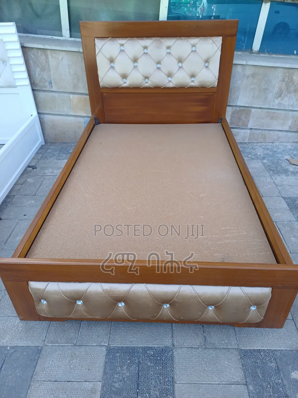 120 Bed Brand Newwwwwwwwwww