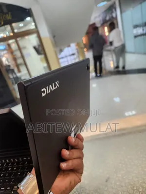 Photo - New EE Harrier Tab 8 64 GB Gray