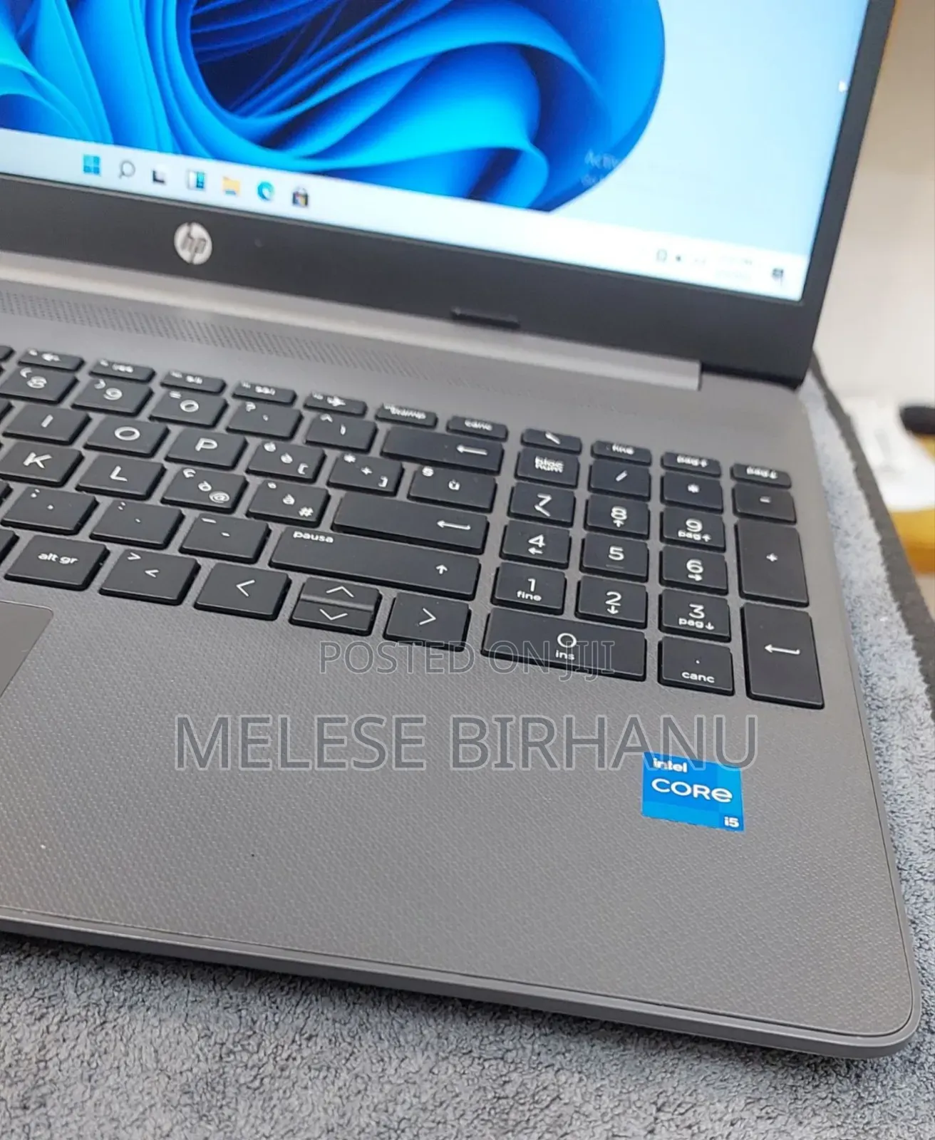 New Laptop HP Stream Notebook 8GB Intel Core I5 HDD 1T