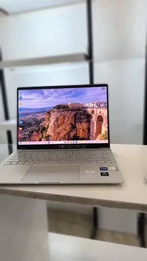 New Laptop HP Pavilion 14 16GB Intel Core i7 SSD 1T
