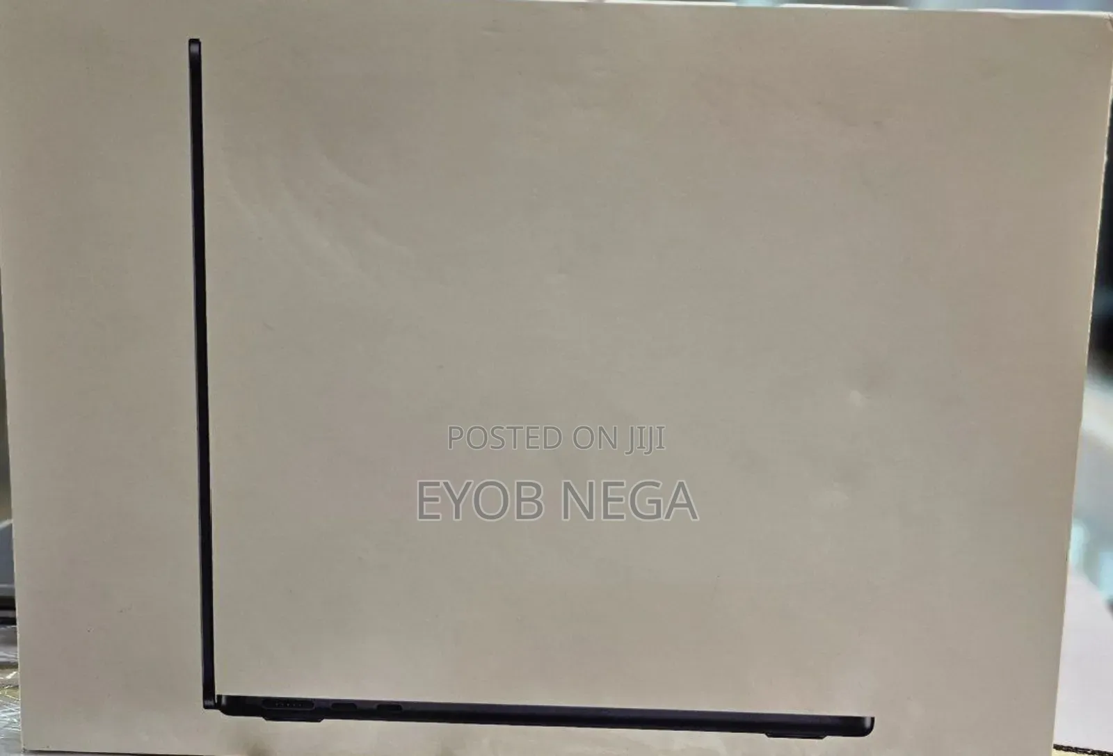 New Laptop Apple MacBook Air 2022 M2 8GB Apple M2 SSD 256GB